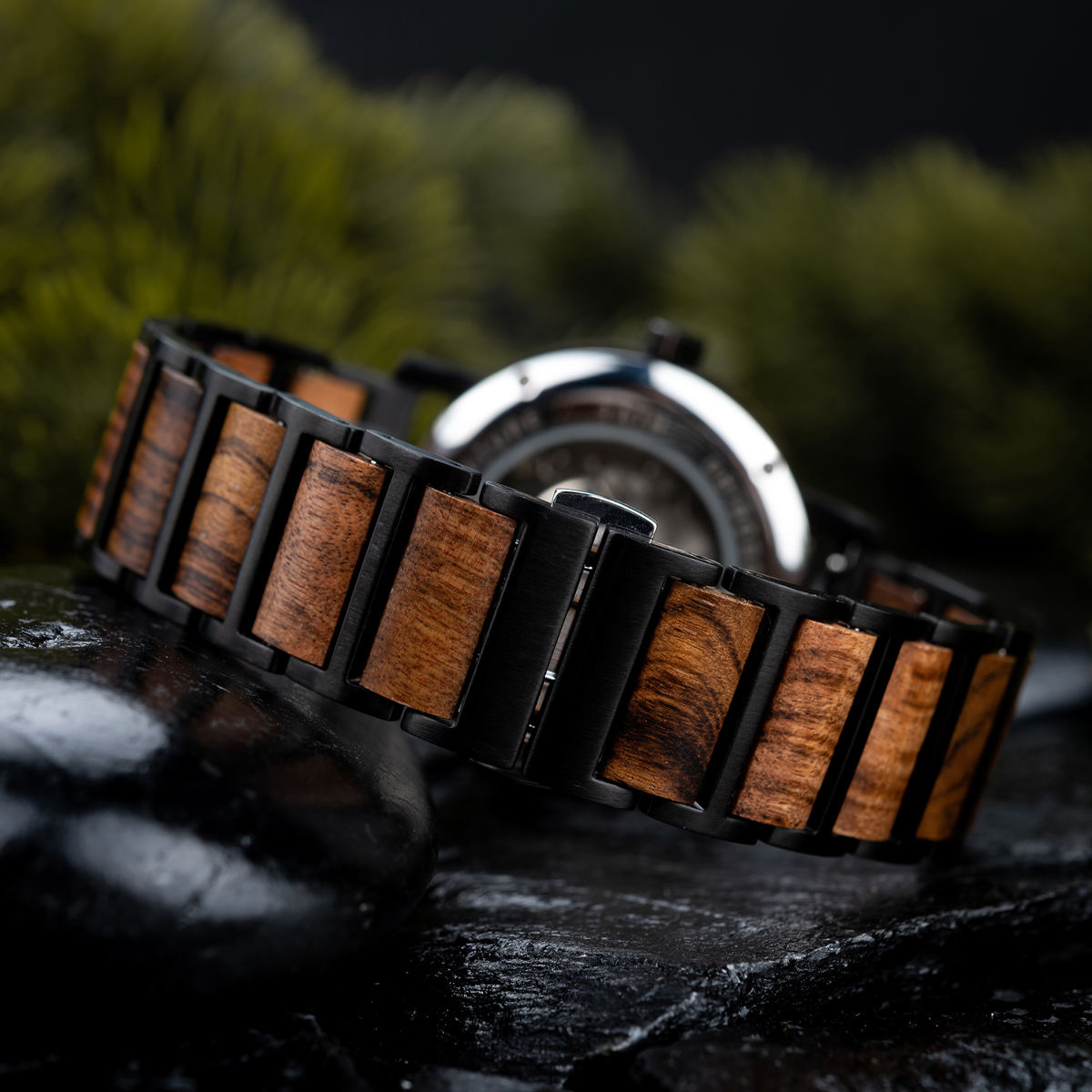 Forest Essence Automatique - Black Stone Edition