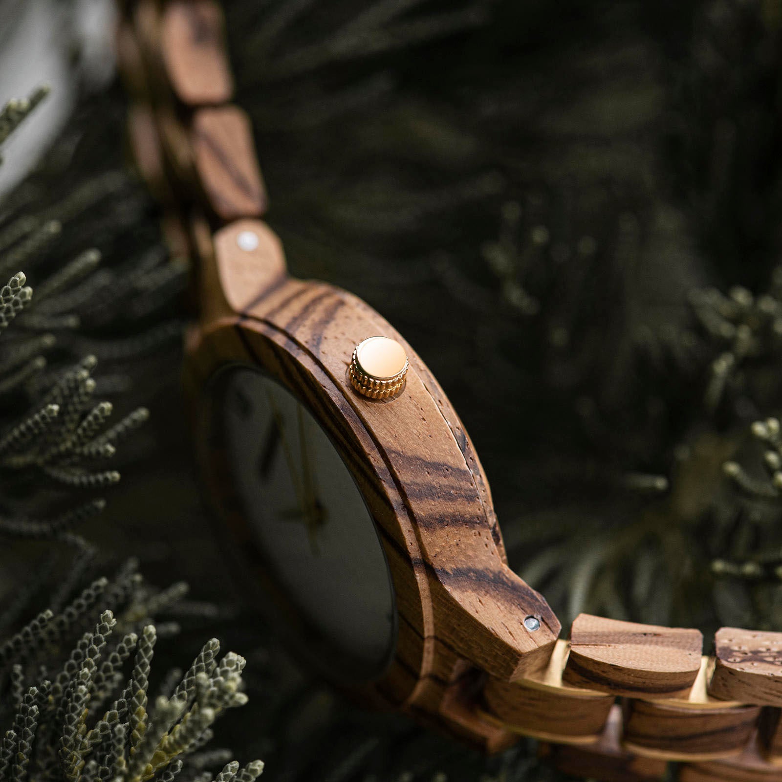 LuxeWood - Artic Gold Edition